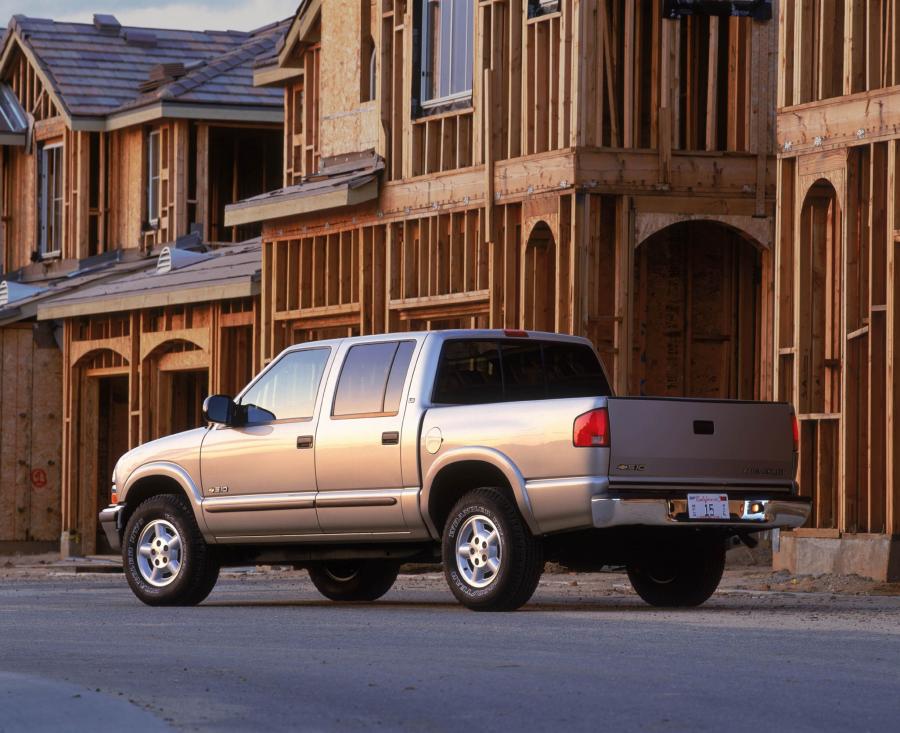 Chevrolet S10 2002 года  (фото 5 из 11)